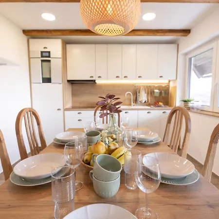 Hiska Visa 度假居 Sostanj